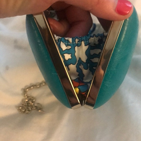 2012 Limited Edition Trina Turk Clutch (BR) - Picture 6 of 8